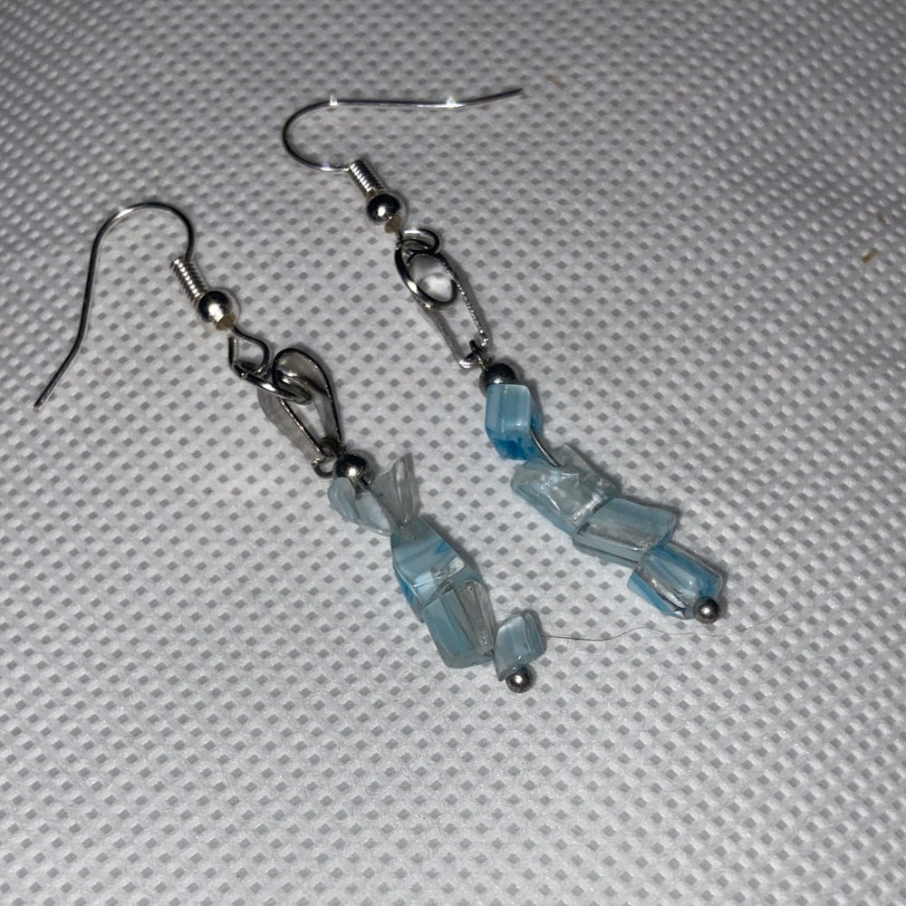 Elegant Blue and Silver Dangle Earrings - Picture 1 of 1